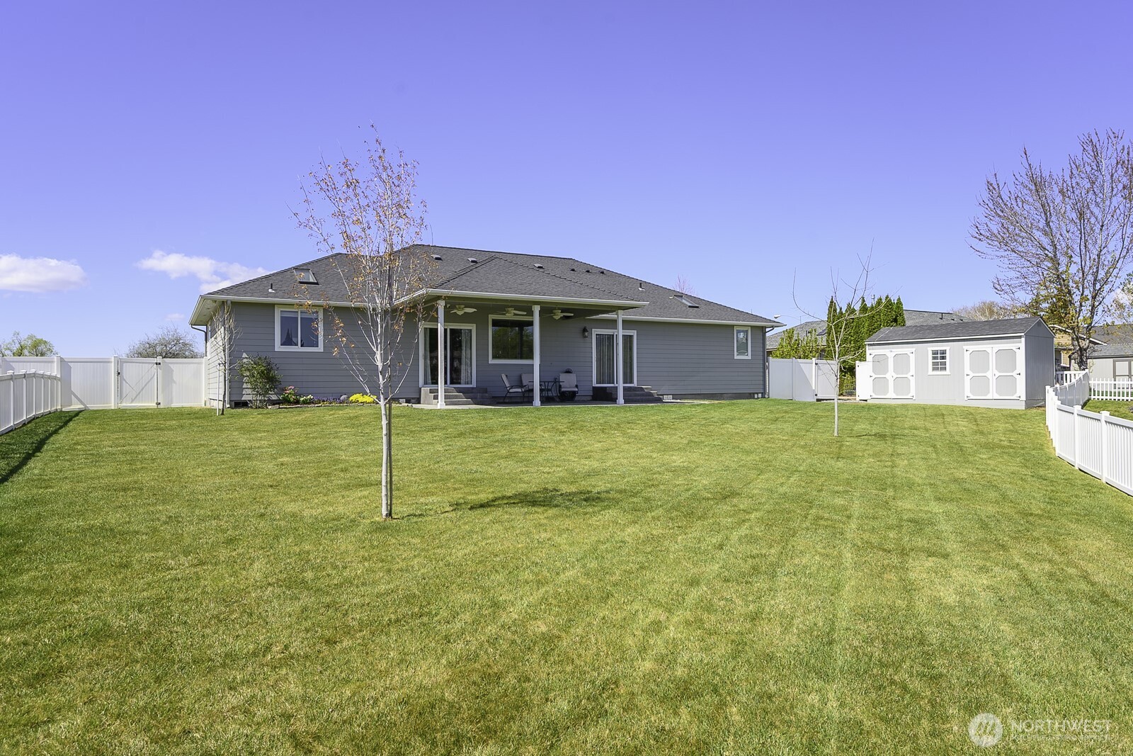 907 Sand Dune Road Moses Lake, WA 98837 - Photo 8 of 40