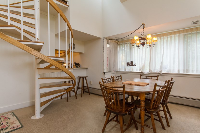 790 Stratton Mountain Road, Unit 3630 Bondville, VT 05340 - Photo 11 of 34