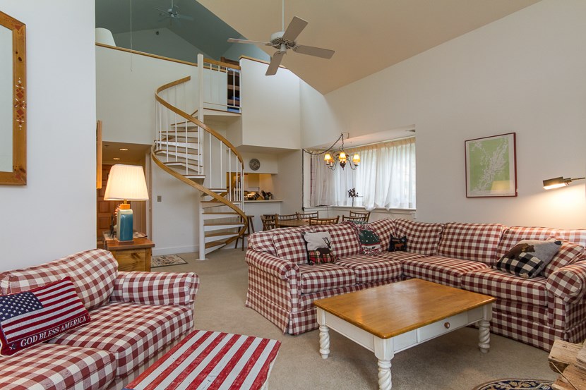 790 Stratton Mountain Road, Unit 3630 Bondville, VT 05340 - Photo 7 of 34