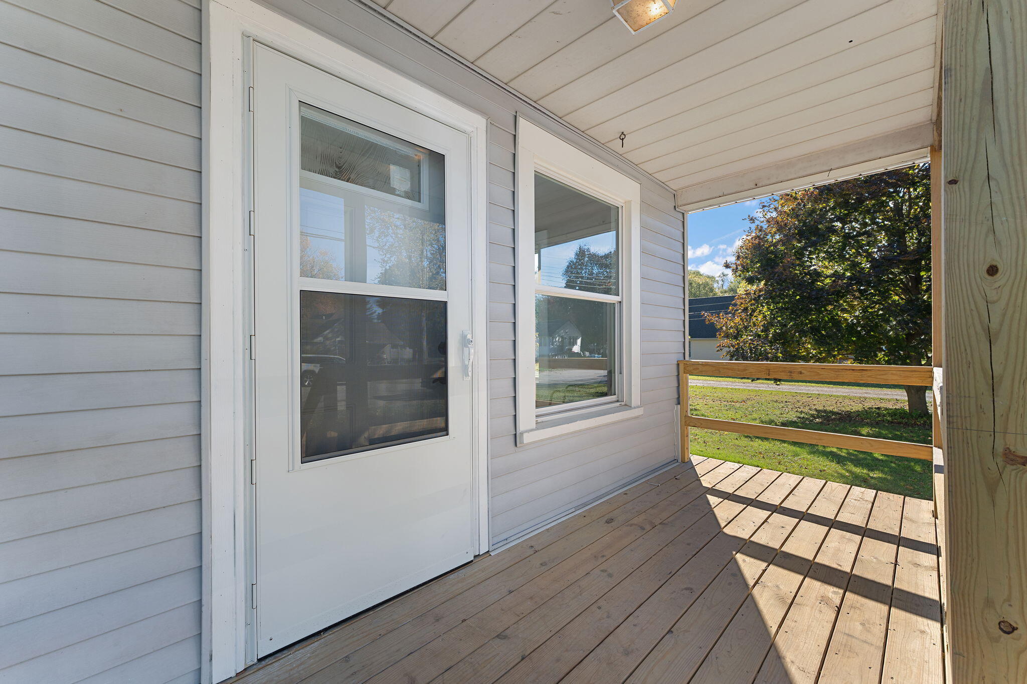 813 Carnation Street Southeast De Motte, IN 46310 - Photo 6 of 26 a view of balcony and deck