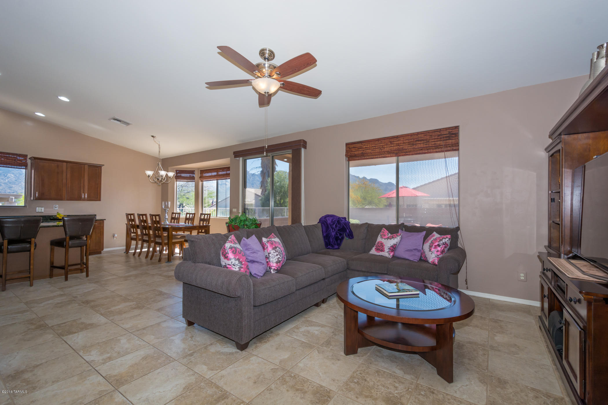 373 West Greys Road Tucson, AZ 85737 - Photo 2 of 43