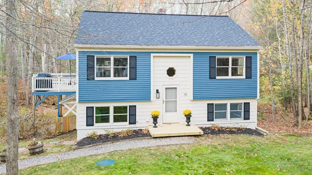 $749,000 | 14 Maple Street, Ogunquit, ME 03907