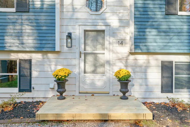 $749,000 | 14 Maple Street, Ogunquit, ME 03907