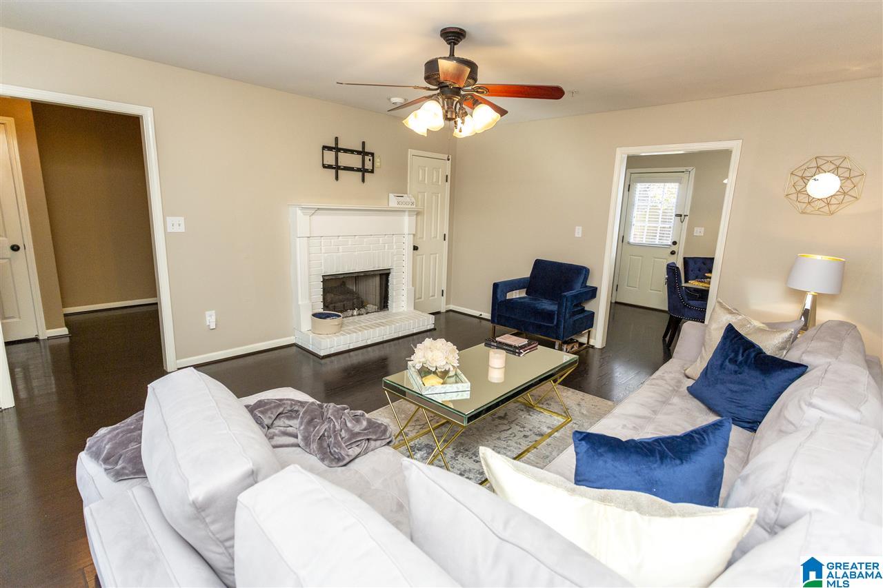 221 Willow Point Circle Alabaster, AL 35007 - Photo 13 of 35