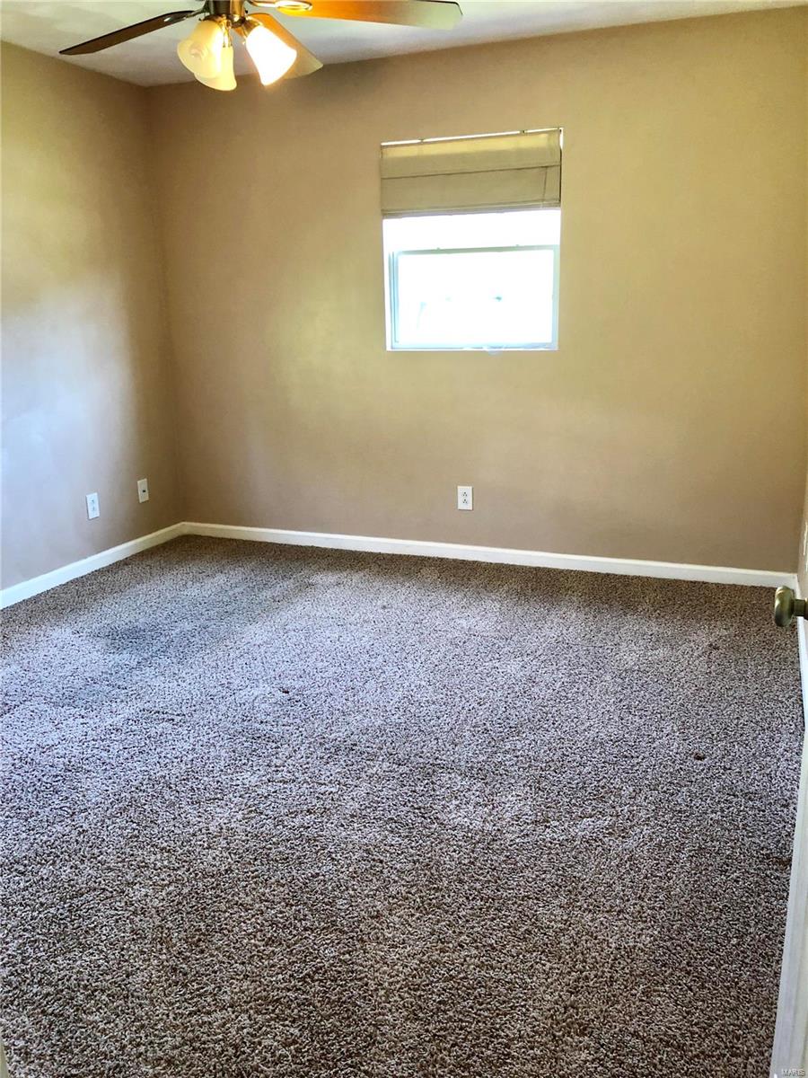 631 Palestine Road Chester, IL 62233 - Photo 6 of 12