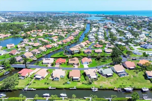 $595,000 | 175 Inlets Boulevard, Unit 175, Nokomis, FL 34275