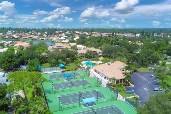 $595,000 | 175 Inlets Boulevard, Unit 175, Nokomis, FL 34275