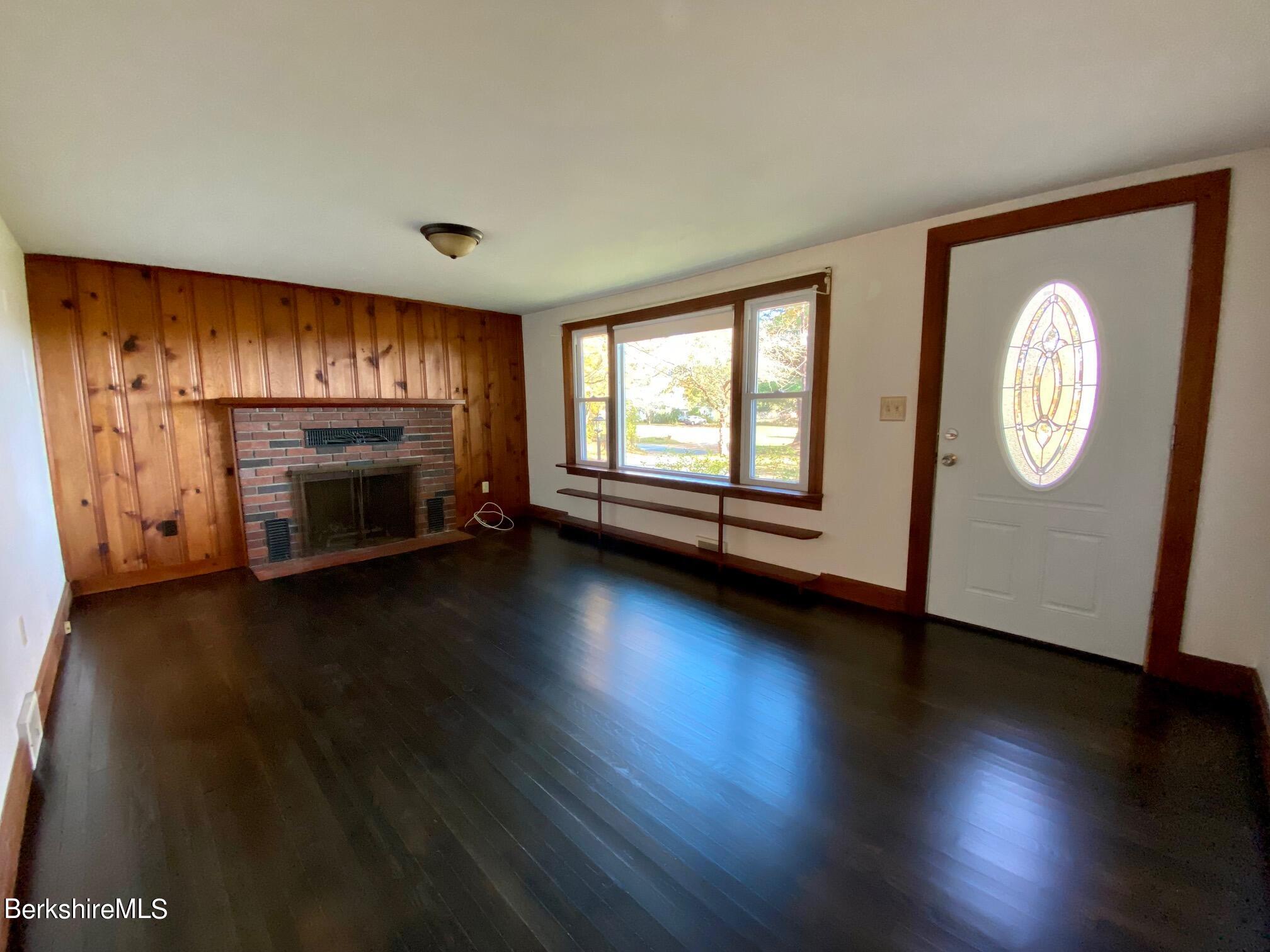151 W Road Sheffield, MA 01257 - Photo 10 of 28 LIVING ROOM