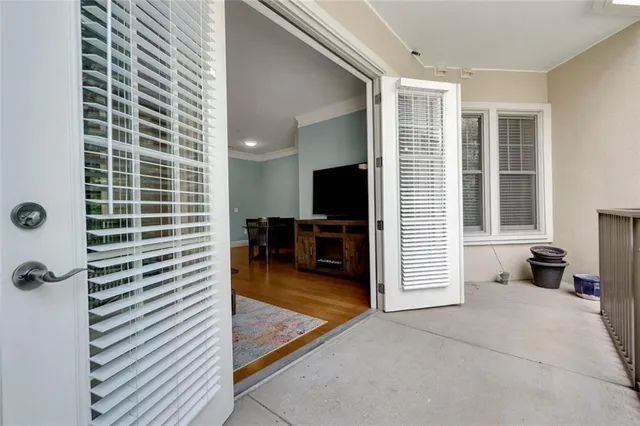 $320,000 | 3621 Vinings Slope Southeast, Unit 3311, Atlanta, GA 30339