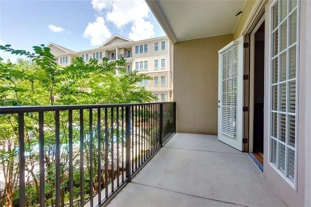 $320,000 | 3621 Vinings Slope Southeast, Unit 3311, Atlanta, GA 30339