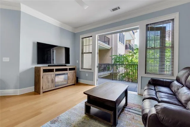 $320,000 | 3621 Vinings Slope Southeast, Unit 3311, Atlanta, GA 30339