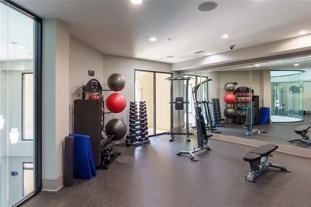 $320,000 | 3621 Vinings Slope Southeast, Unit 3311, Atlanta, GA 30339