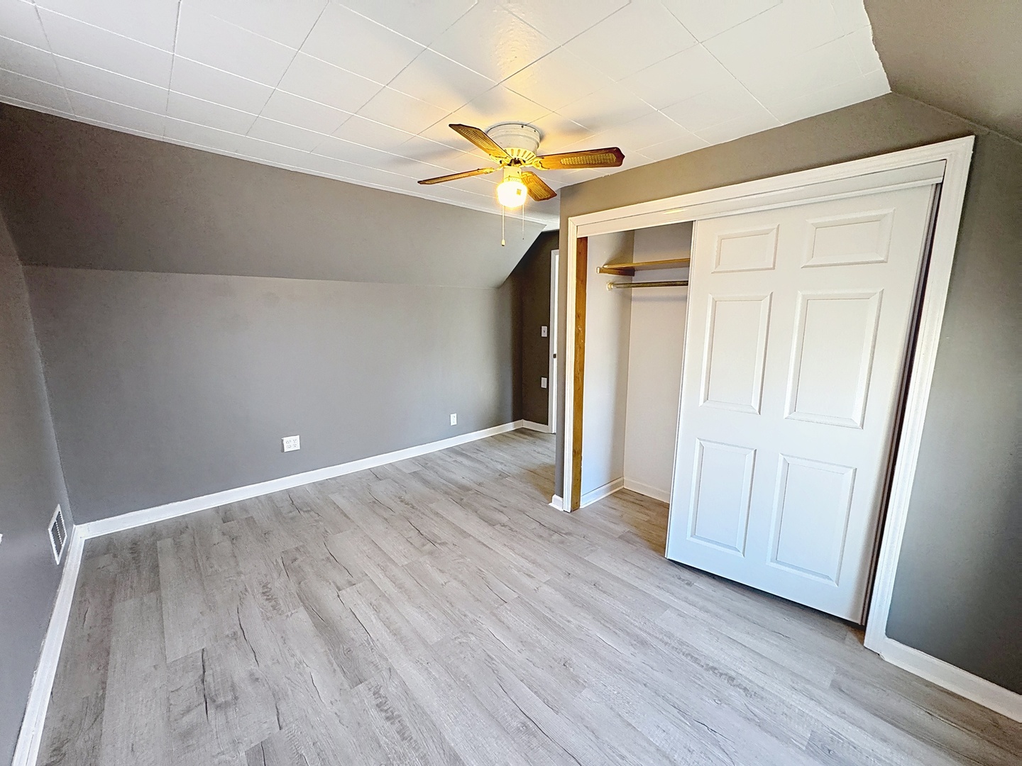 848 20th Avenue Moline, IL 61265 - Photo 16 of 20 a view of an empty room with wooden floor
