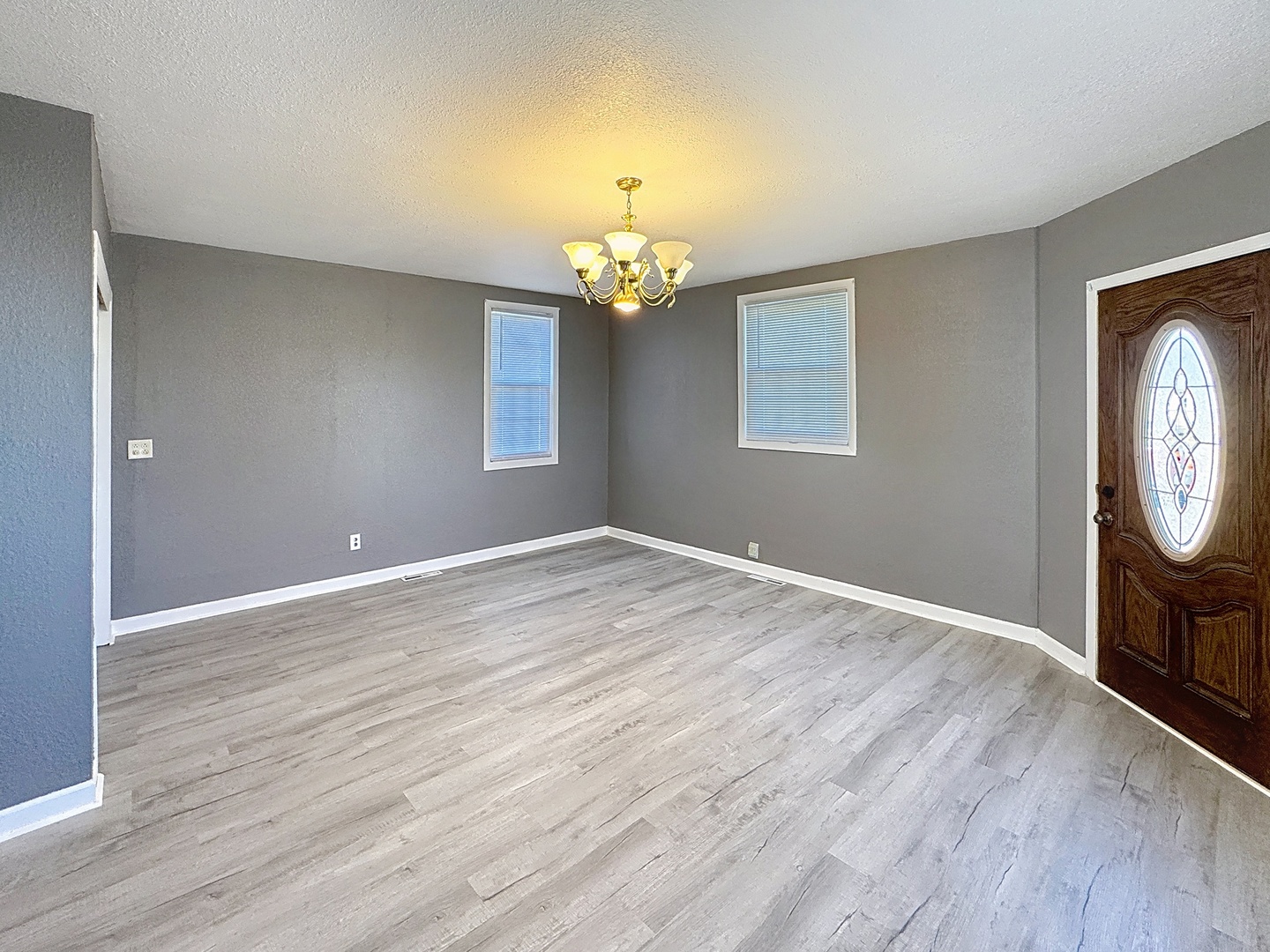 848 20th Avenue Moline, IL 61265 - Photo 9 of 20 a view of entryway with wooden floor