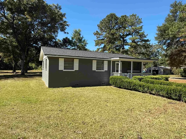 $1,100 | 470 Frank Jackson Road, Quincy, FL 32351