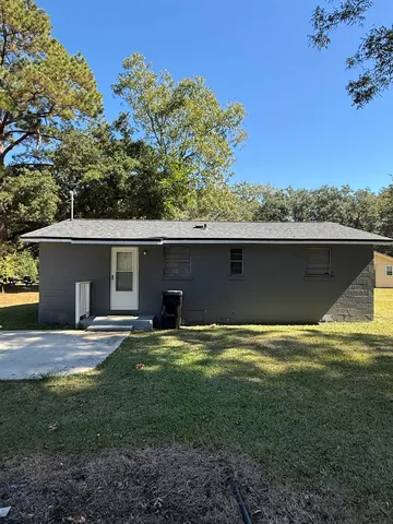$1,100 | 470 Frank Jackson Road, Quincy, FL 32351