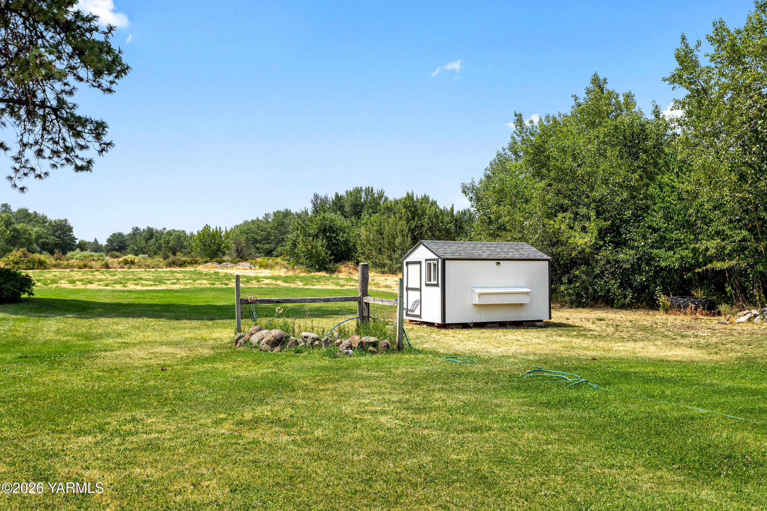 3361 Rosenkranz Road Tieton, WA 98947 - Photo 36 of 49 Exterior