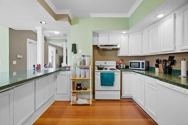 $399,900 | 278 Elm Street, West Springfield, MA 01089