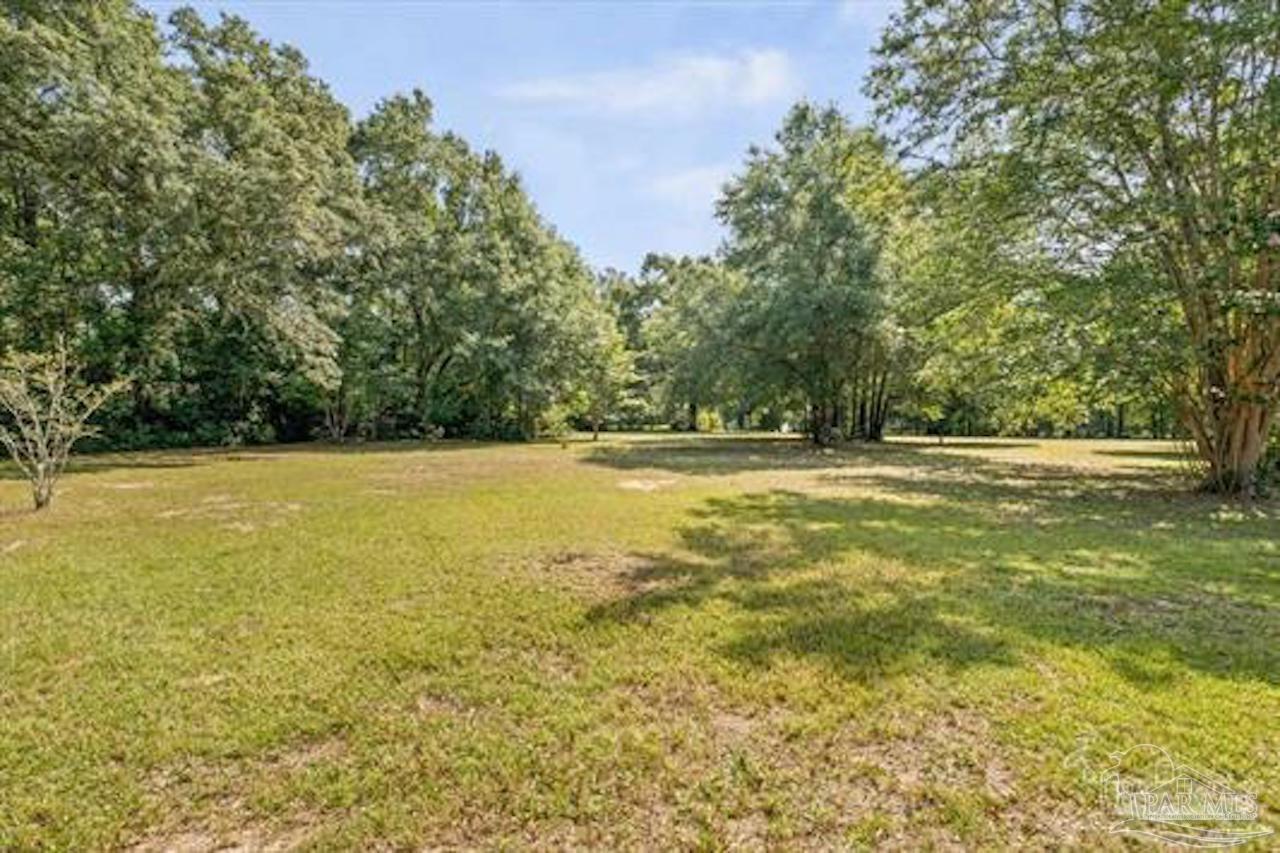 5772 Windham Road Milton, FL 32570 - Photo 4 of 20