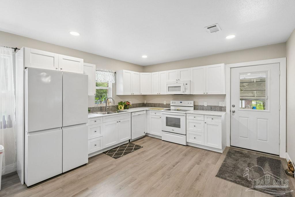 148 San Carlos Road Cantonment, FL 32533 - Photo 19 of 41