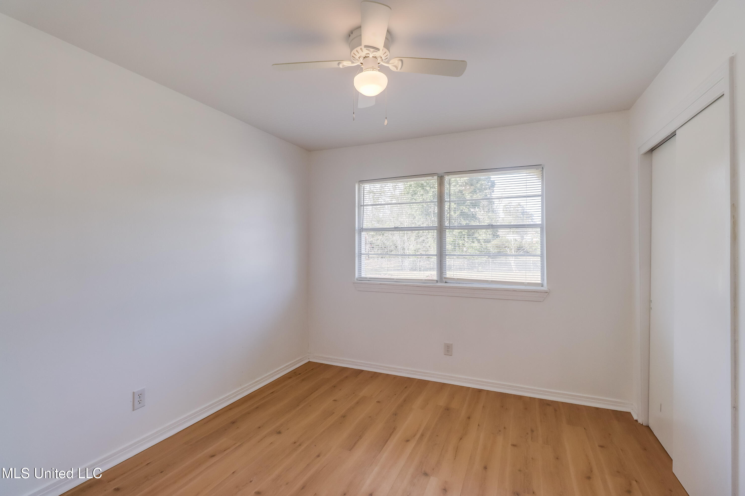 2470 Carter Road Biloxi, MS 39531 - Photo 11 of 26 IMG_9949-Edit