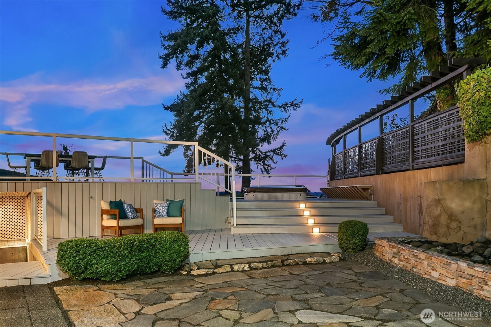 13621 18th Avenue Southwest Burien, WA 98166 - Photo 17 of 40