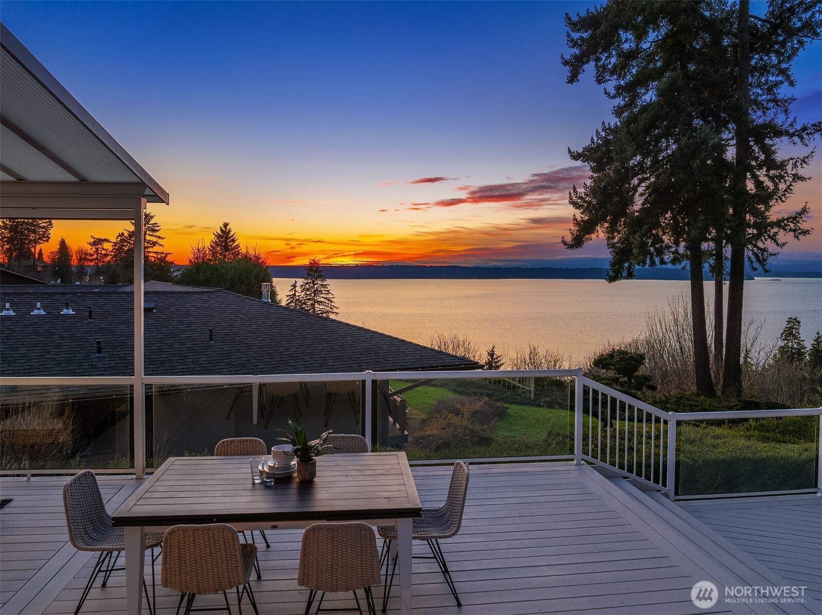 13621 18th Avenue Southwest Burien, WA 98166 - Photo 37 of 40 a view of deck with patio