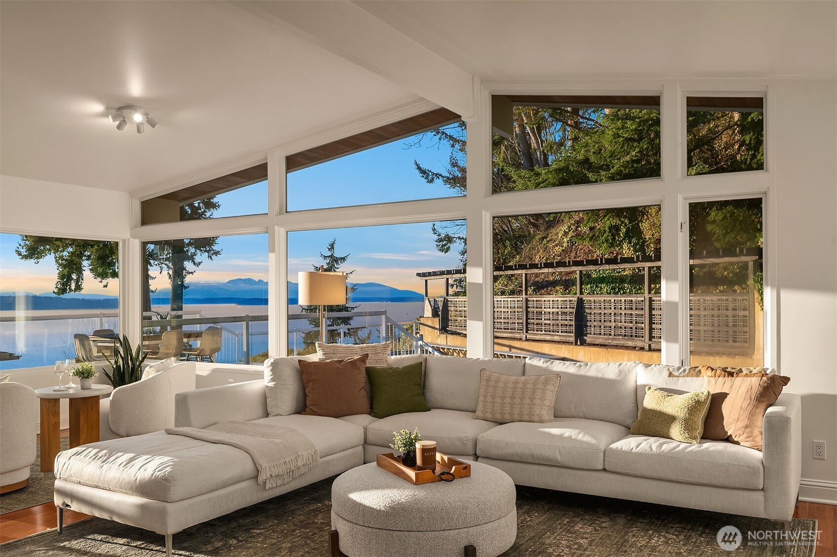 13621 18th Avenue Southwest Burien, WA 98166 - Photo 6 of 40 a living room with furniture and a large window