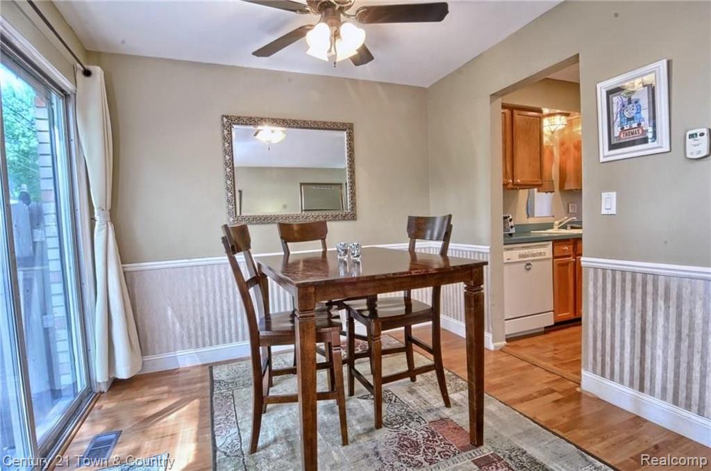 111 Manor Way Rochester, MI 48309 - Photo 12 of 32