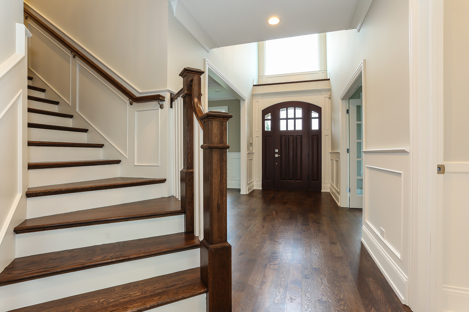 714 Pfingsten Road Northbrook, IL 60062 - Photo 2 of 42