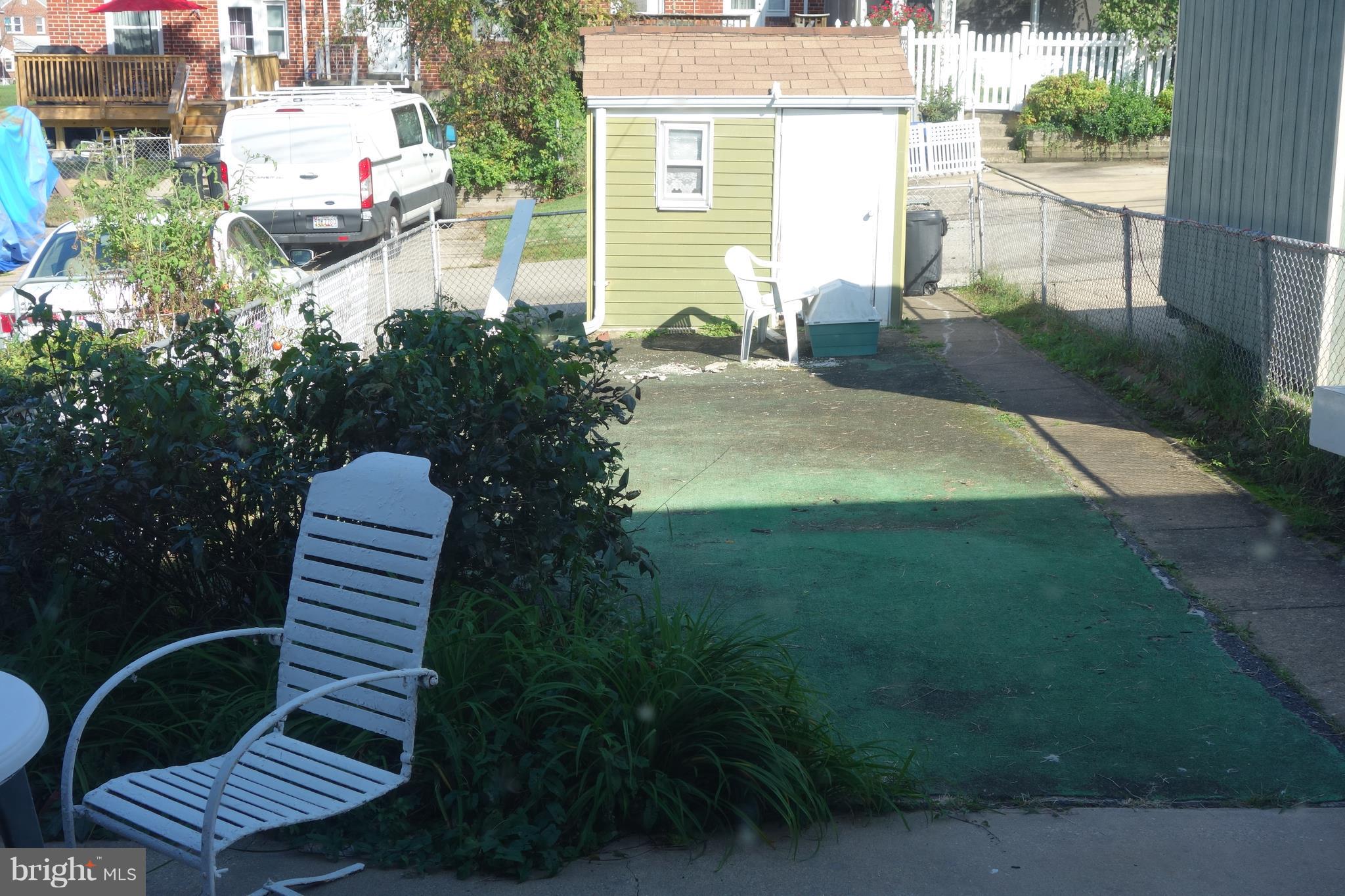 5619 Chelwynd Road Baltimore, MD 21227 - Photo 14 of 15 Exterior (Rear)