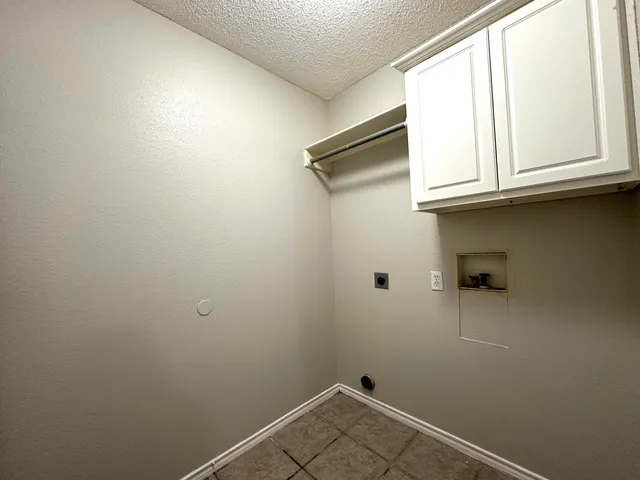 $1,175 | 615 North Elkhart Avenue, Lubbock, TX 79416