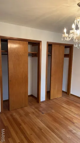 $180,000 | 804 East Dolphin Drive, Highland, IL 62249