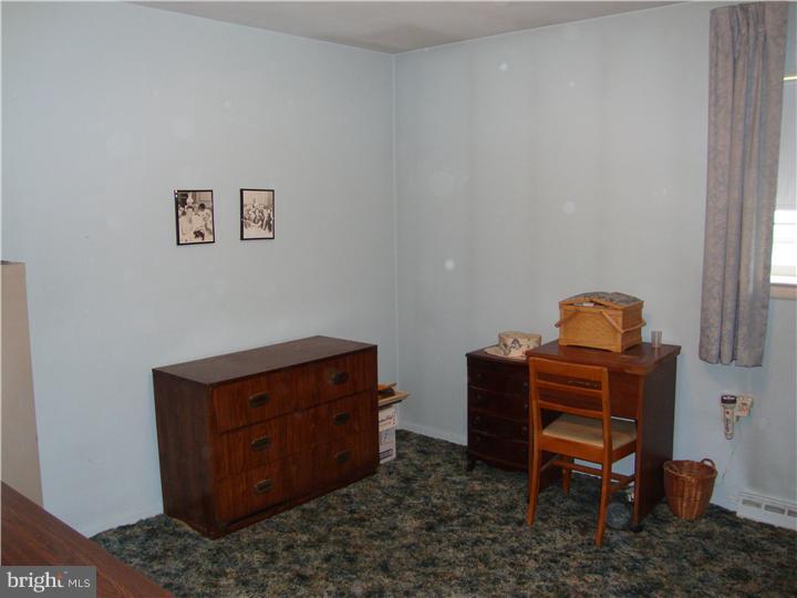 470 Lawrence Road Huntingdon Valley, PA 19006 - Photo 15 of 21 Bedroom 3