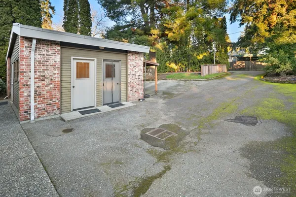 $1,350,000 | 3601 Northeast 123rd Street, Seattle, WA 98125