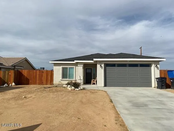 $2,250 | 9161 Lime Avenue, California City, CA 93505