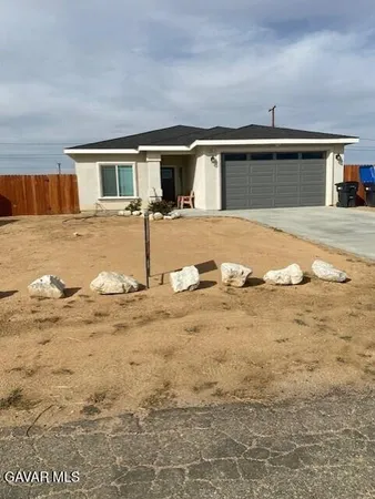 $2,250 | 9161 Lime Avenue, California City, CA 93505