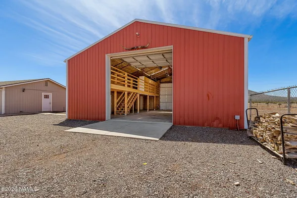 a view of a garage