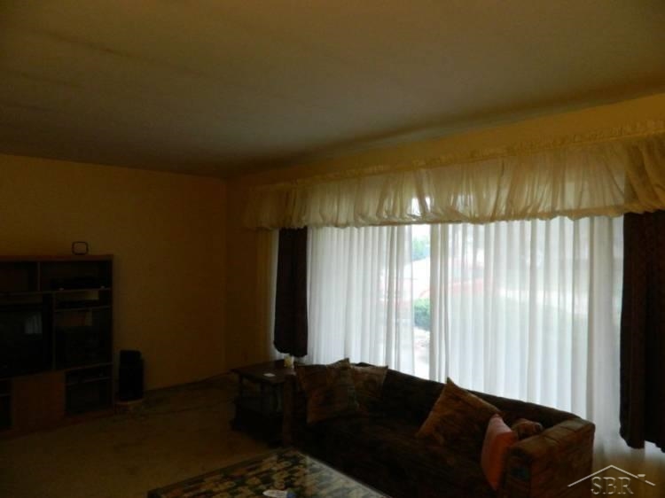 501 Ruth Street Auburn, MI 48611 - Photo 3 of 10 31221339-2.JPG
