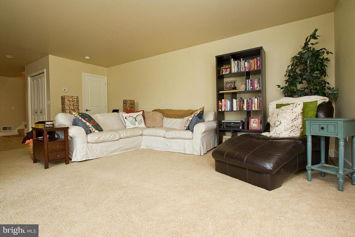 48 Harvest Road, Unit 15 Lancaster, PA 17602 - Photo 14 of 36 Gallery Image 14