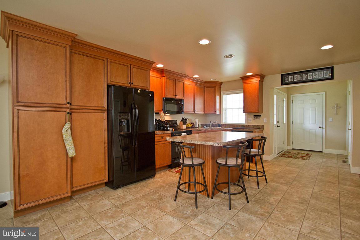 48 Harvest Road, Unit 15 Lancaster, PA 17602 - Photo 8 of 36 Gallery Image 8