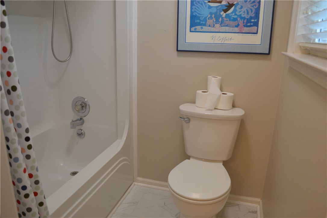 103 Kilsprings Road Anderson, SC 29621 - Photo 23 of 46 Tub shower combination