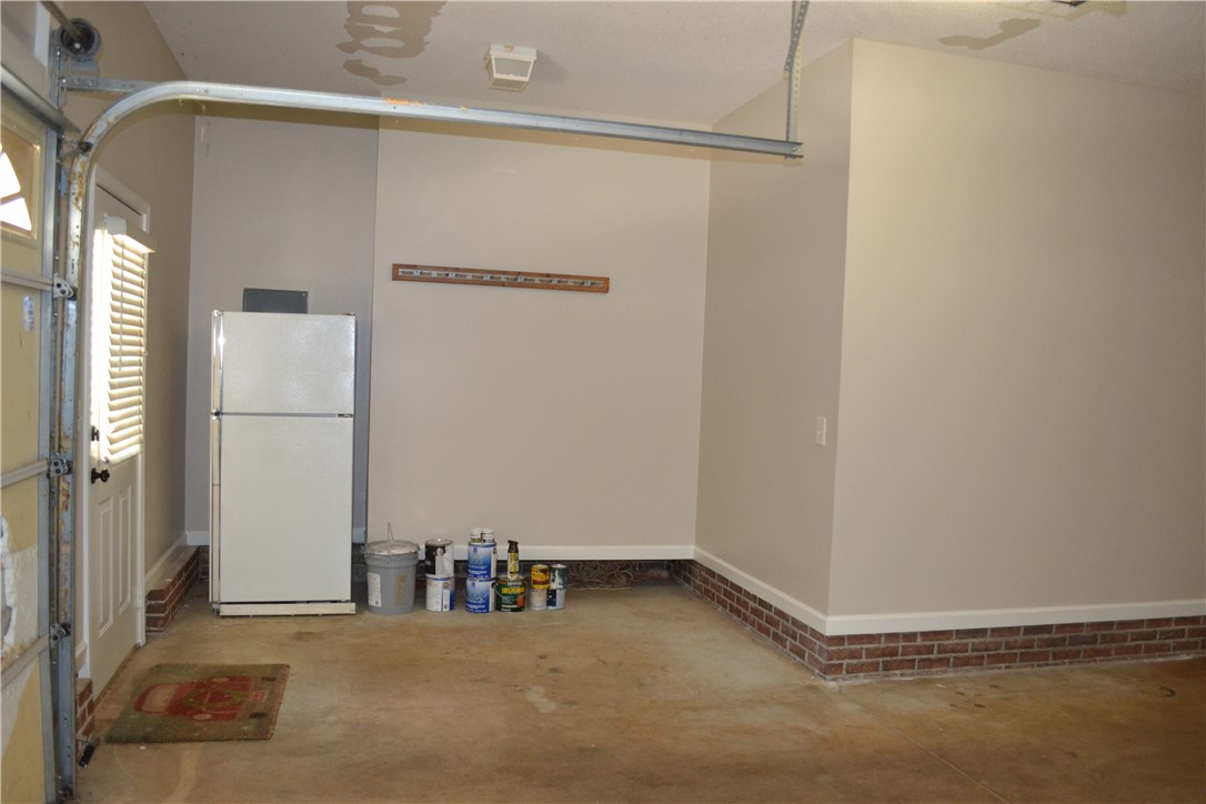 103 Kilsprings Road Anderson, SC 29621 - Photo 32 of 46 Large double car garage