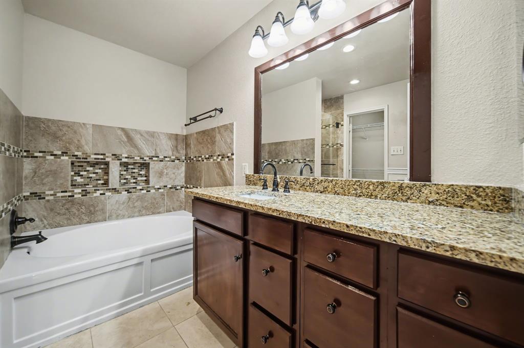 1409 Ridgecrest Drive Little Elm, TX 75068 - Photo 22 of 39