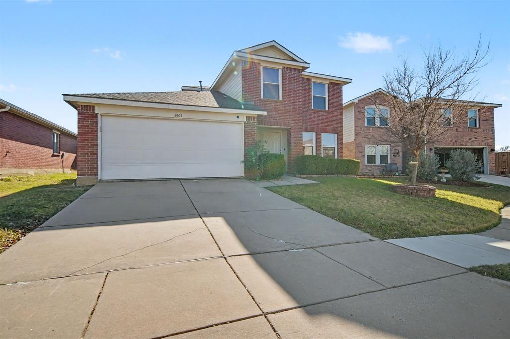 1409 Ridgecrest Drive Little Elm, TX 75068 - Photo 3 of 39