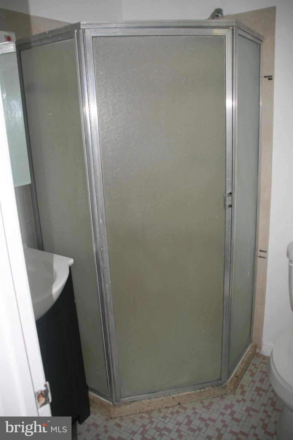 8501 Lucerne Road Randallstown, MD 21133 - Photo 18 of 29 Bath (Master)