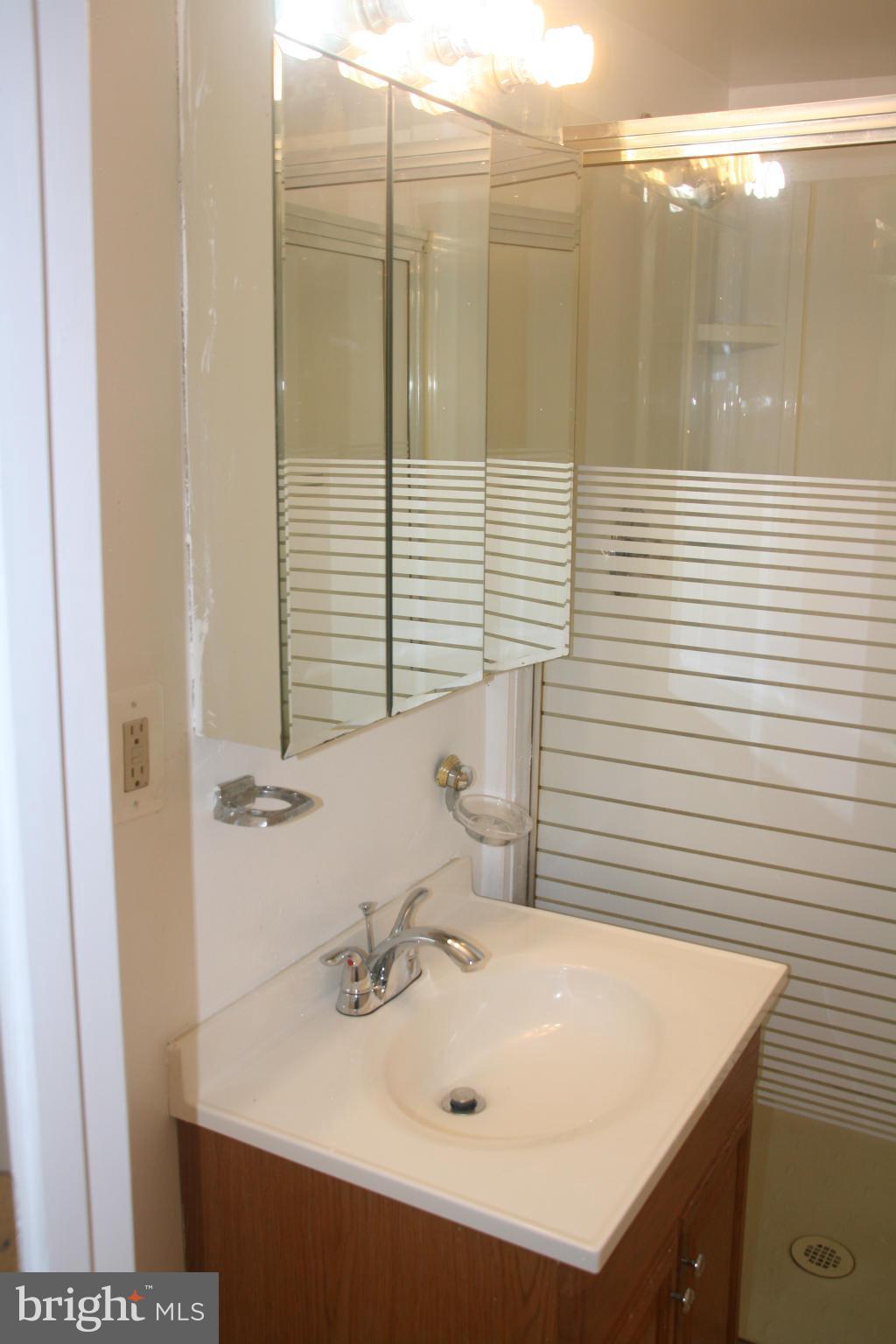 8501 Lucerne Road Randallstown, MD 21133 - Photo 21 of 29 Bath