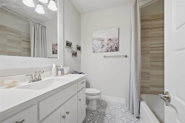 $675,000 | 11162 Farmington Road, Van Alstyne, TX 75495