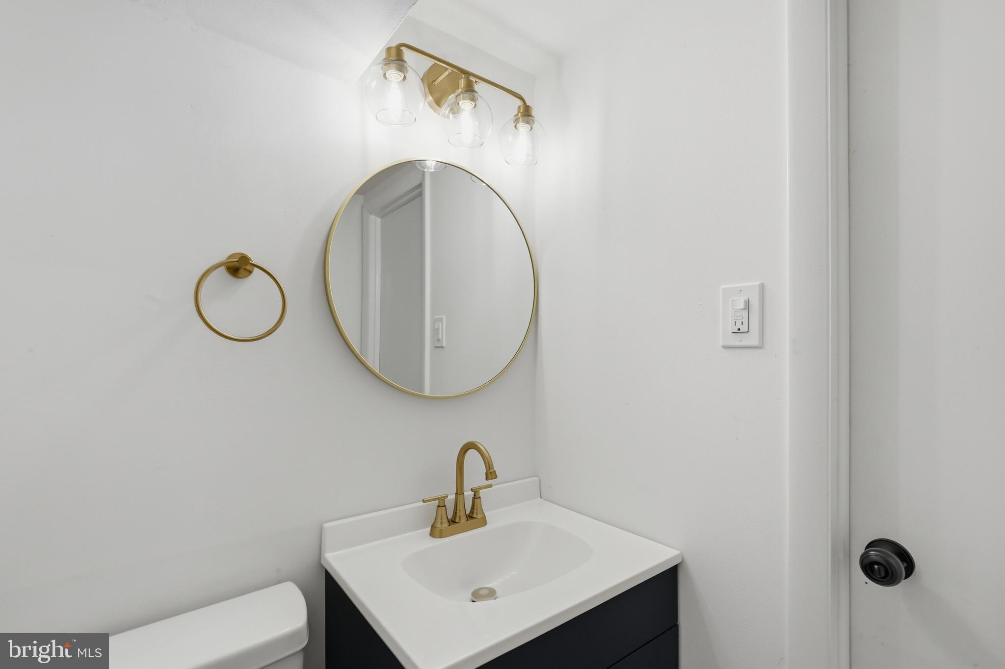 3530 Oakhill Road Philadelphia, PA 19154 - Photo 31 of 59 Lower Level Half Bath