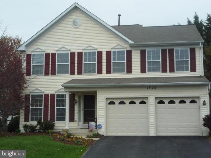 1525 Fenway Road Crofton, MD 21114 - Photo 2 of 29 Exterior (Main)